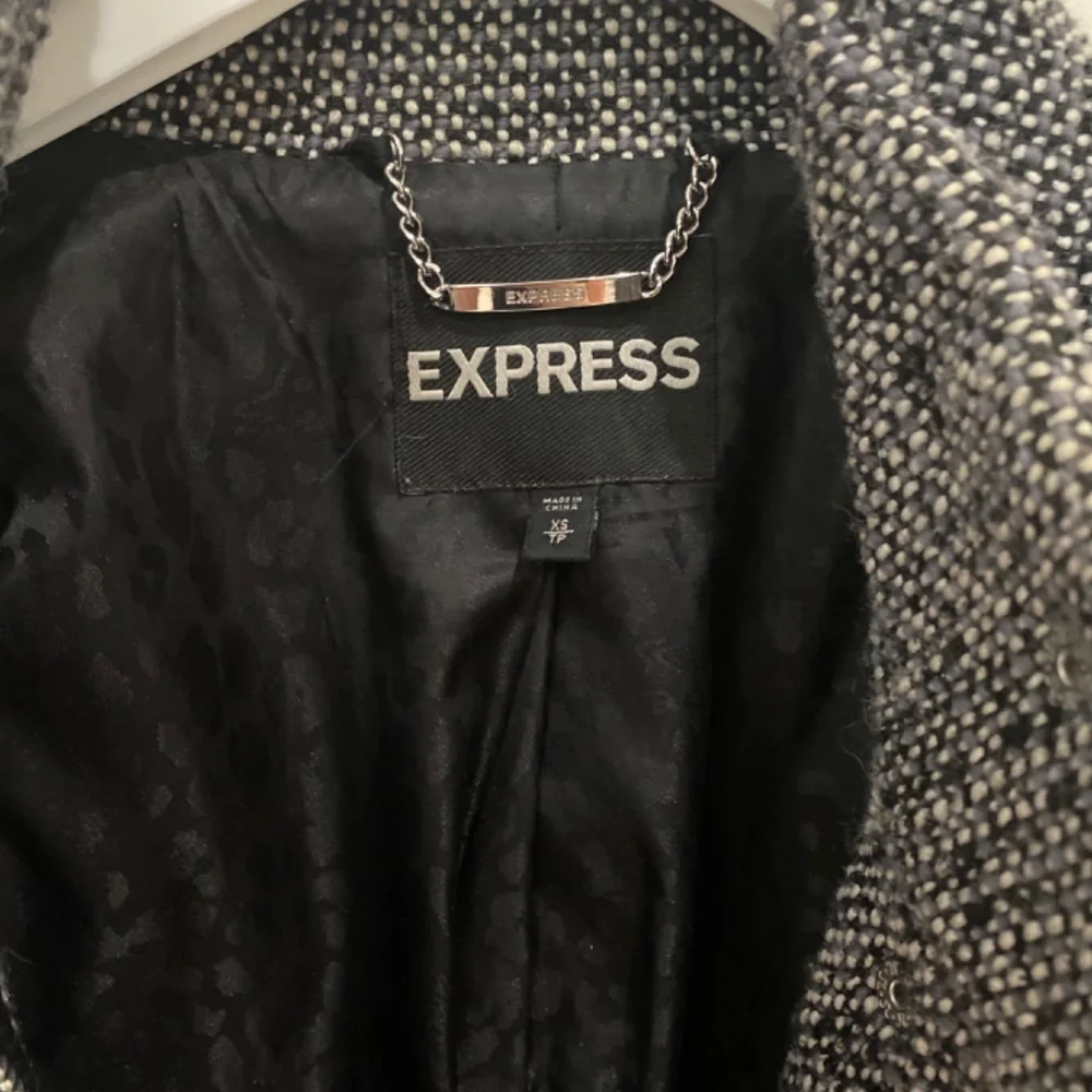 Express Tweed Cocoon Coat Blk/Wht - Picture 3 of 8